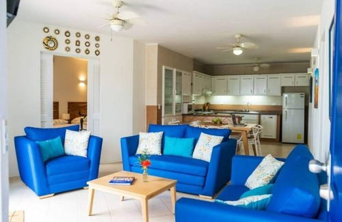 Same Apartment | Beautiful Remodeled Apartment 2 Rooms WIFI