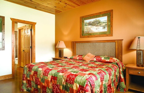 Gruene Resort | Beautiful resort in the heart of it all !