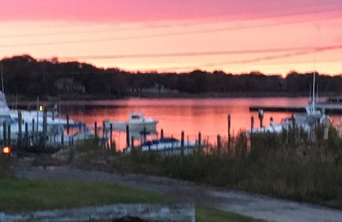 Center Moriches House | Beautiful River View with Water access charter fishing next door Beach’s near by