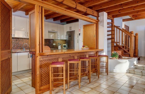 Urbanizacion Hacienda las Chapas Villa | Beautiful secluded house with private pool and garden