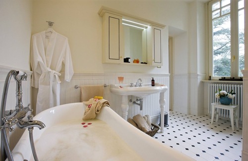 Premeno Villa | Beautiful serene villa with pool and views over Lake Maggiore! Villa Nora