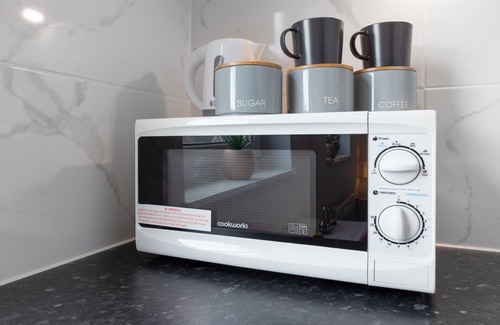 Penge Apartment | Beautiful Serviced Room Crystal Palace London Se20