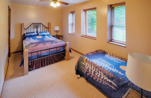 Champion Cabin | Beautiful spacious country home set on 22 acres that sleeps 27 people.