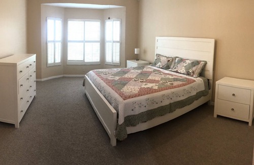 Kings Lake Condo | Beautiful Spacious Florida Getaway