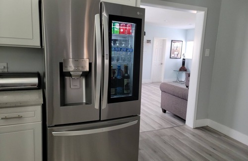 Los Angeles House | Beautiful Spanish Style 3bed 2bath home Resort Style Patio Superbowl Ready!