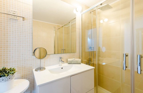 Patio Apartment | Beautiful studio apartment in residence, sea view, swimming pool and terrace.