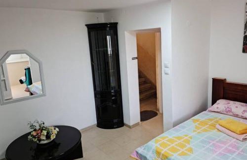 Haifa Apartment | Beautiful studio apartment by the sea