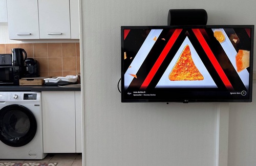 Aubervilliers Apartment | Beautiful Studio and large terrace close to Paris