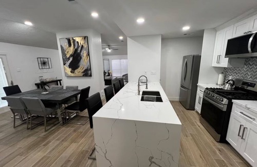 Mission Bend House | Beautiful, Stunning Home