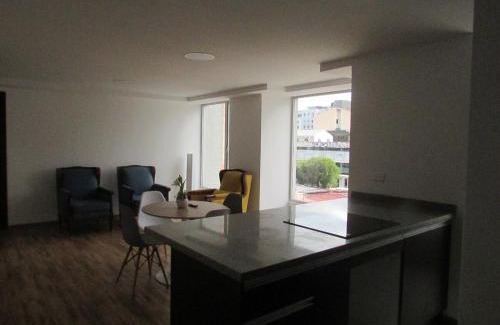 La Colon Apartment | Beautiful suite, north center