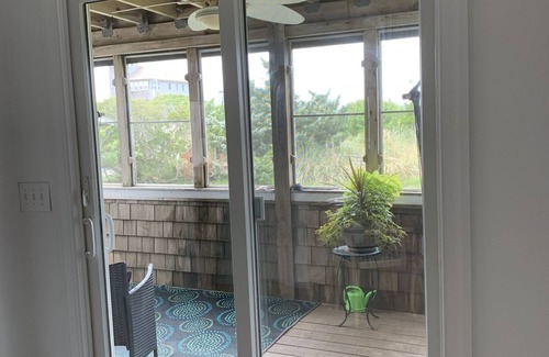 Rodanthe House | Beautiful Sunsets, Short walk to the Beach, Pet Friendly!