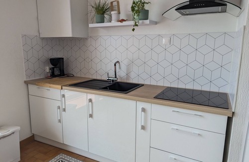 Port-la-Nouvelle Apartment | Beautiful T2 apartment with AC, pool and parking 250m from the beach