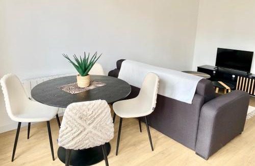 Madeleine - Saint-Leonard Apartment | Beautiful T2 Tastefully Renovated Terrace - Madeleine