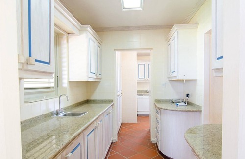 Harrismith House | Beautiful Three Bedroom House Overlooking The Deep Blue Sea