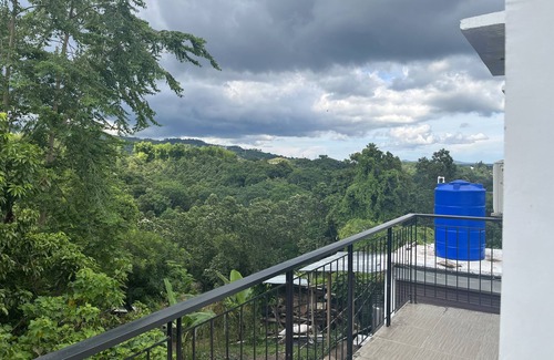 Zamboanga House | Beautiful Three Bedroom Home with City View