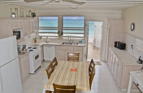Worthing House | Beautiful Three Bedroom Beachfront Villa