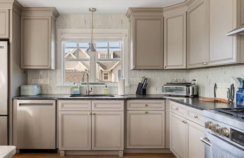 Avalon House | Beautiful three story home with a pool in terrific location to town, shops , great restaurants and the beach !