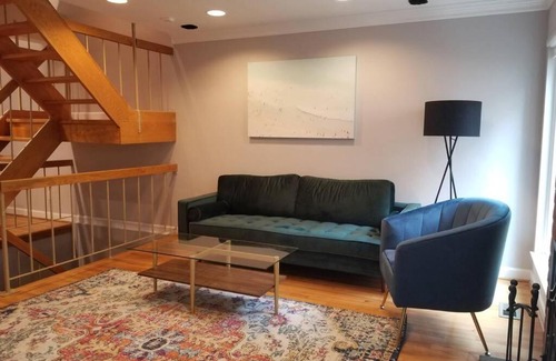 Fitler Square House | Beautiful Townhouse With Patio, Deck & Gated Yard