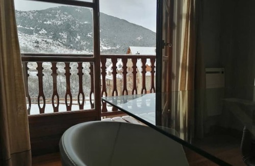 Pla de l'Ermita Apartment | Beautiful triplex with garden and Wifi - Puig Falcó 1