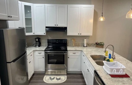 Mount Pleasant House | Beautiful two bedroom two bathroom townhouse