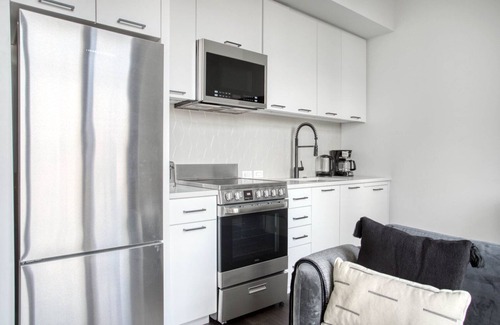 Gallaudet Apartment | Beautiful Union Market 1BR w/Gym & W/D, steps to Metro, by Blueground