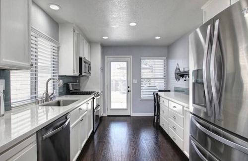 Antelope House | Beautiful Updated Home, Near Sacramento & Roseville