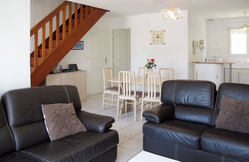 Hauteville-sur-Mer House | Beautiful villa for 4 people with WIFI, TV, terrace and pets allowed