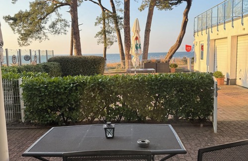 Lubmin Apartment | Beautiful vacation apartment directly on the beach - at ground level