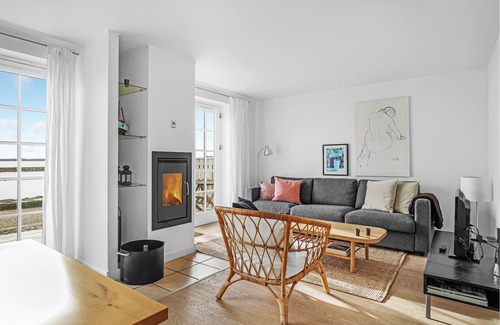 Nykobing Sjaelland Apartment | Beautiful vacation homes with lots of atmosphere right by the old harbor of Nykøbing on Zealand.