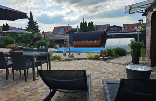 Radebeul House | Beautiful vacation home in the immediate vicinity of v. Altkötzschenbroda, parking space at the house