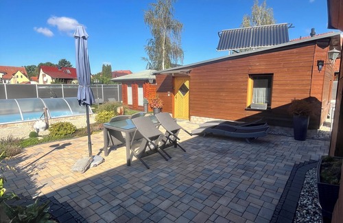 Radebeul House | Beautiful vacation home in the immediate vicinity of v. Altkötzschenbroda, parking space at the house