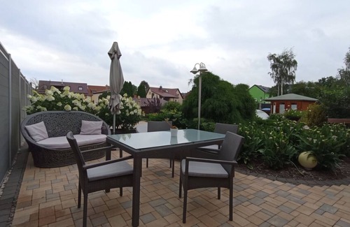 Radebeul House | Beautiful vacation home in the immediate vicinity of v. Altkötzschenbroda, parking space at the house