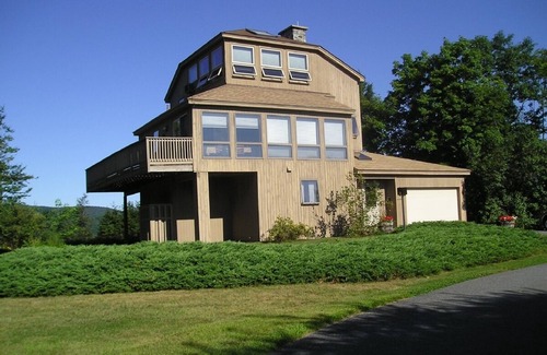 West Hartford House | Beautiful Vacation Home with Spectacular Views