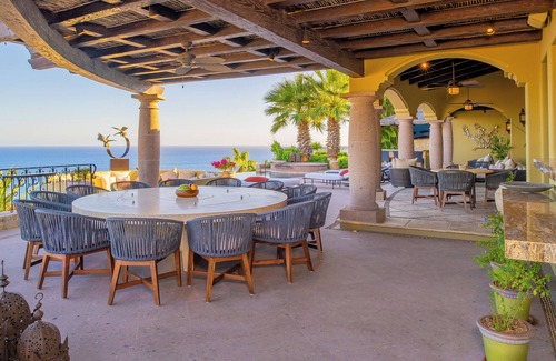 Palmilla Villa | Beautiful Villa w/Chef, Butler, & Steps From Swimmable Beach in Villas Del Mar