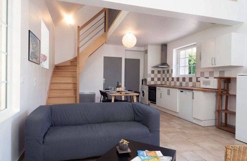 Le Mesnil-Patry House | Beautiful villa for 5 guests with WIFI, TV and terrace