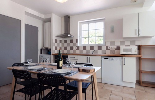 Le Mesnil-Patry House | Beautiful villa for 5 guests with WIFI, TV and terrace