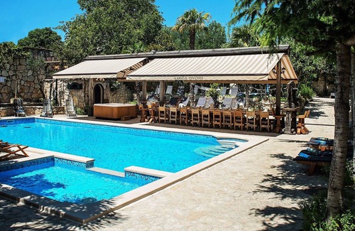 Zmijavci Villa | Beautiful Villa Castle Lujić