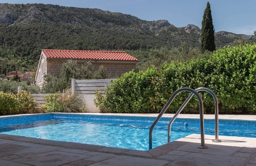 Pitve Villa | Beautiful Villa Fantasy 1