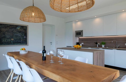 Verceia House | Beautiful villa for 12 people with WIFI, TV and terrace