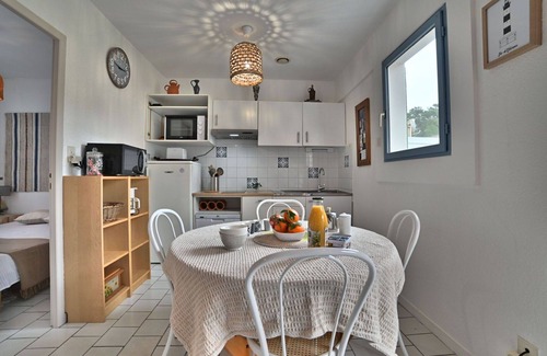 Domino House | Beautiful villa for 4 people with WIFI, TV, terrace and parking