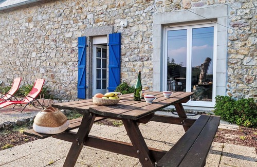 Camaret-sur-Mer House | Beautiful villa for 5 people with TV and terrace
