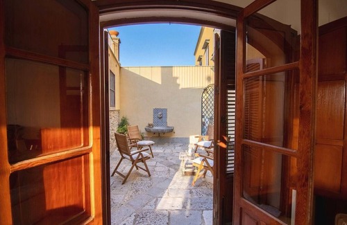 Termini Imerese House | Beautiful villa at Bragone with garden