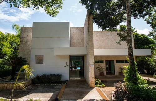 Akumal House | Beautiful Villa surrounded by lush jungle facing golf course within Resort