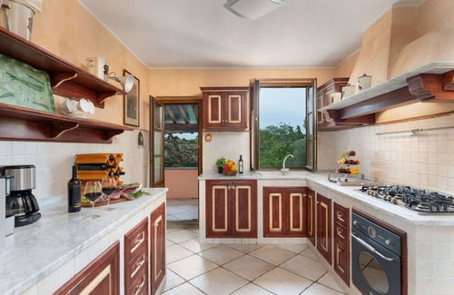 Grosseto Villa | Beautiful villa with private pool, A/C, WIFI, sauna, hot tub, terrace and panoramic view