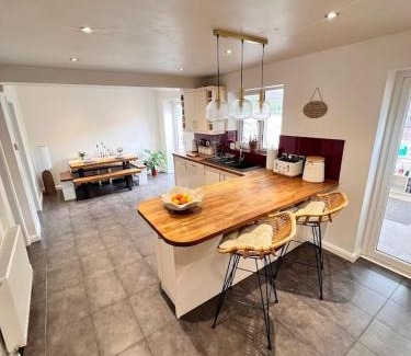 Shustoke House | Beautiful Village Home