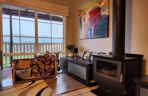 Rokeby House | Beautiful vineyard stay