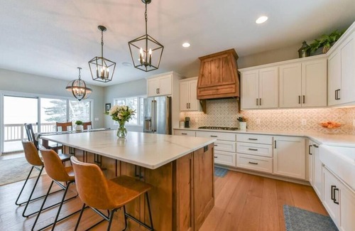 Brainerd House | Beautiful waterfront lake home on Round Lake - connected to Gull Lake Chain!