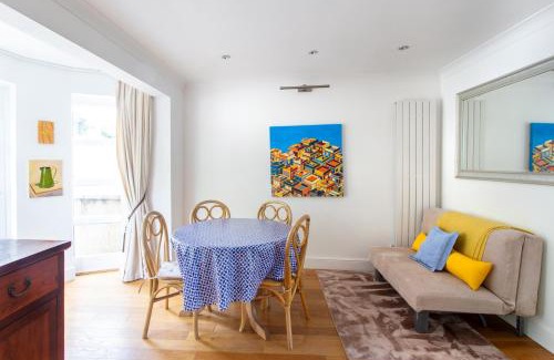 Exeter House | Beautiful Waterside House on Exeter Quay