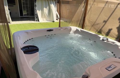 Sun Valley House | Beautifull 4 Bedroom House 15 Minutes From Universal Studios