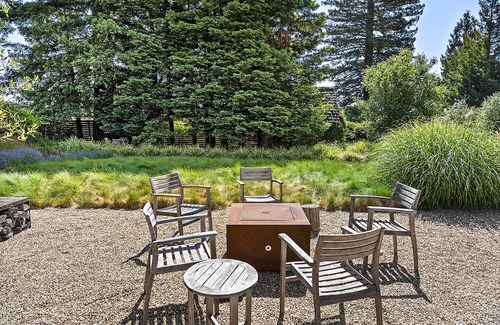 Freestone House | Beautifully Appointed MCM Home in Wine Country, Pool, Hot Tub, Gas Firepit